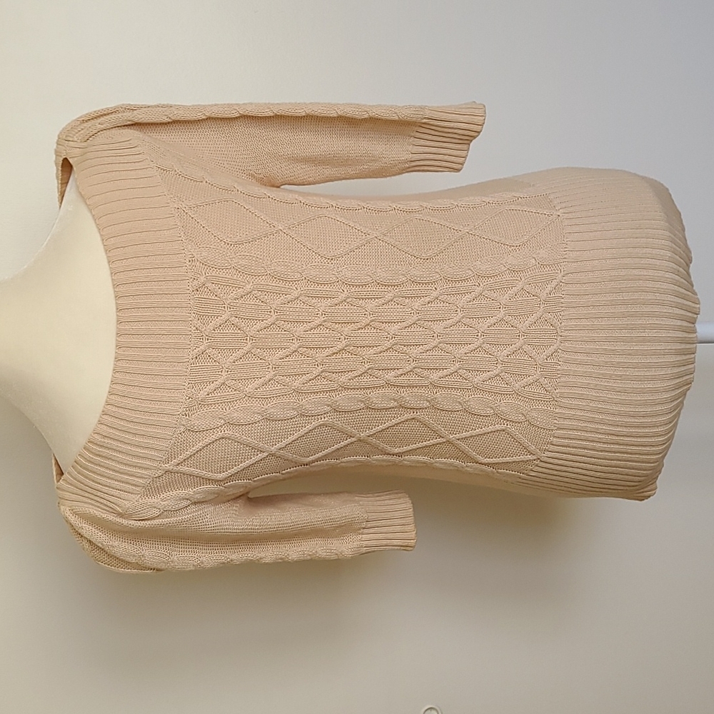 Susina Cream medium 100% cotton quarter sleeve light weight sweater.